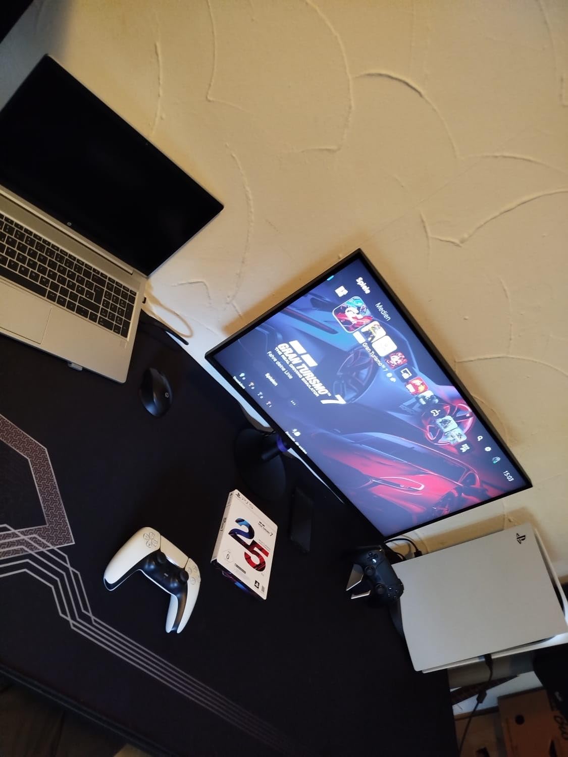 Top Monitor