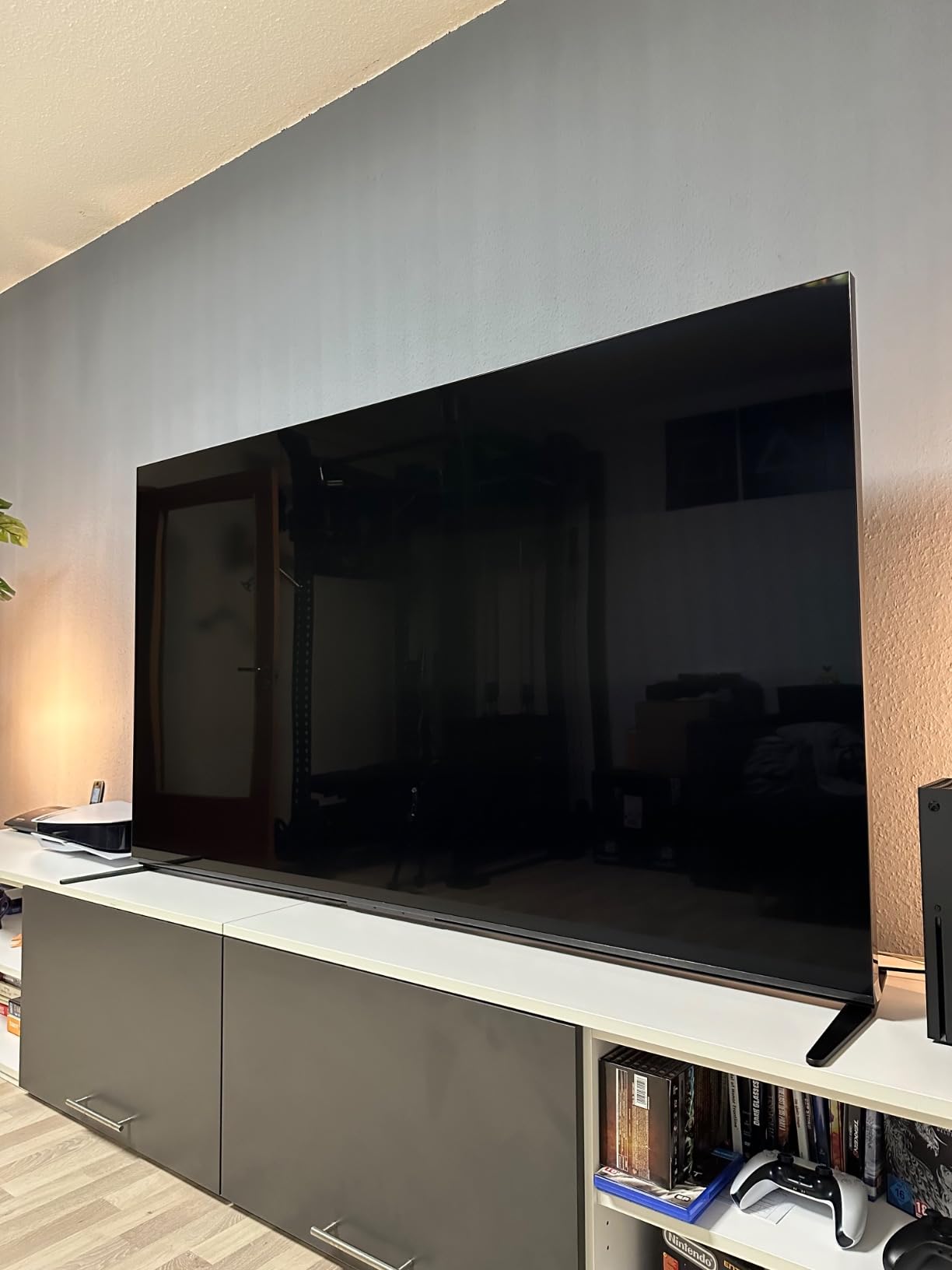 Hammer Fernseher!