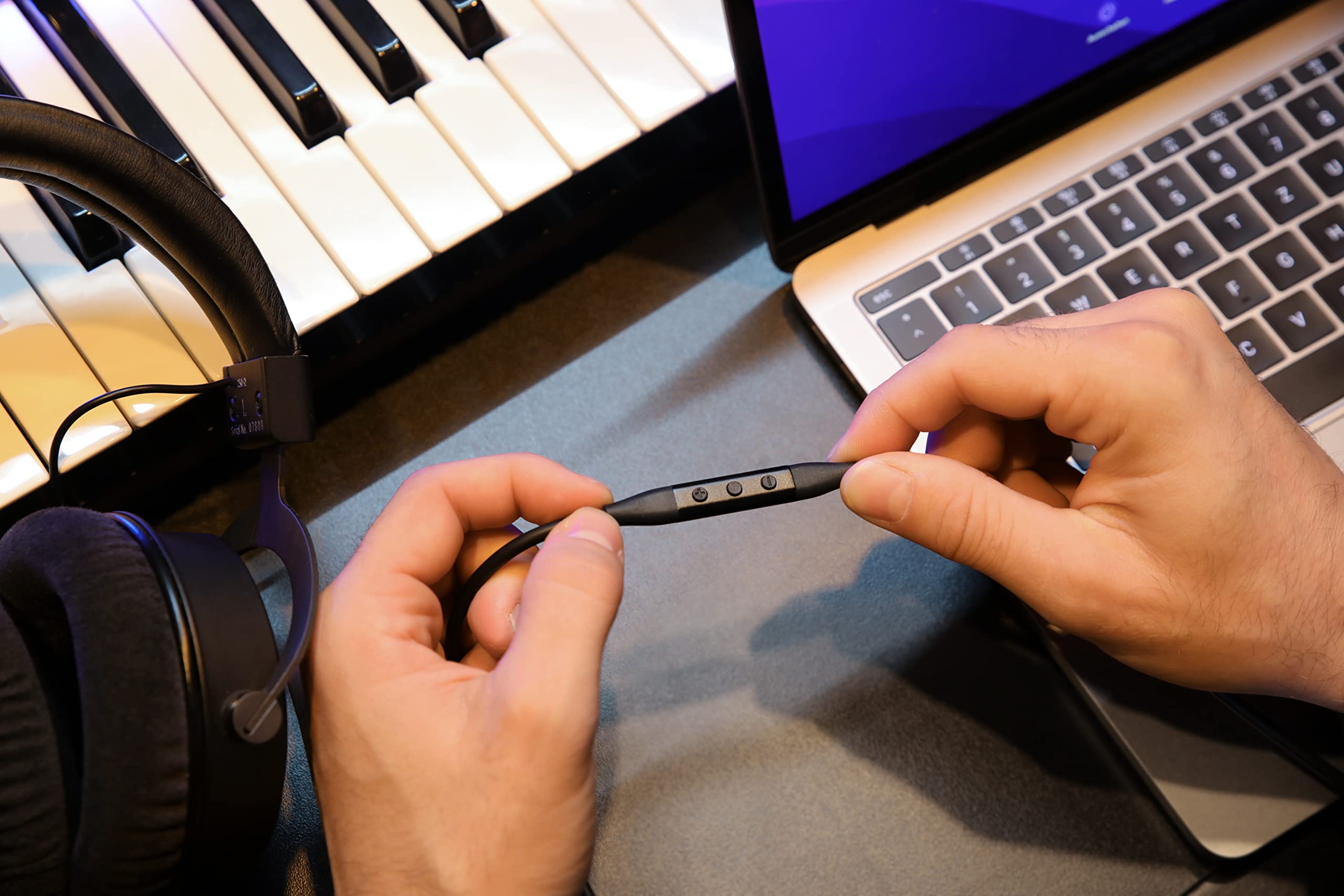 beyerdynamic-pro-x-lightning-mini-xlr-auf-lightning-kabel-1-6-m image 5
