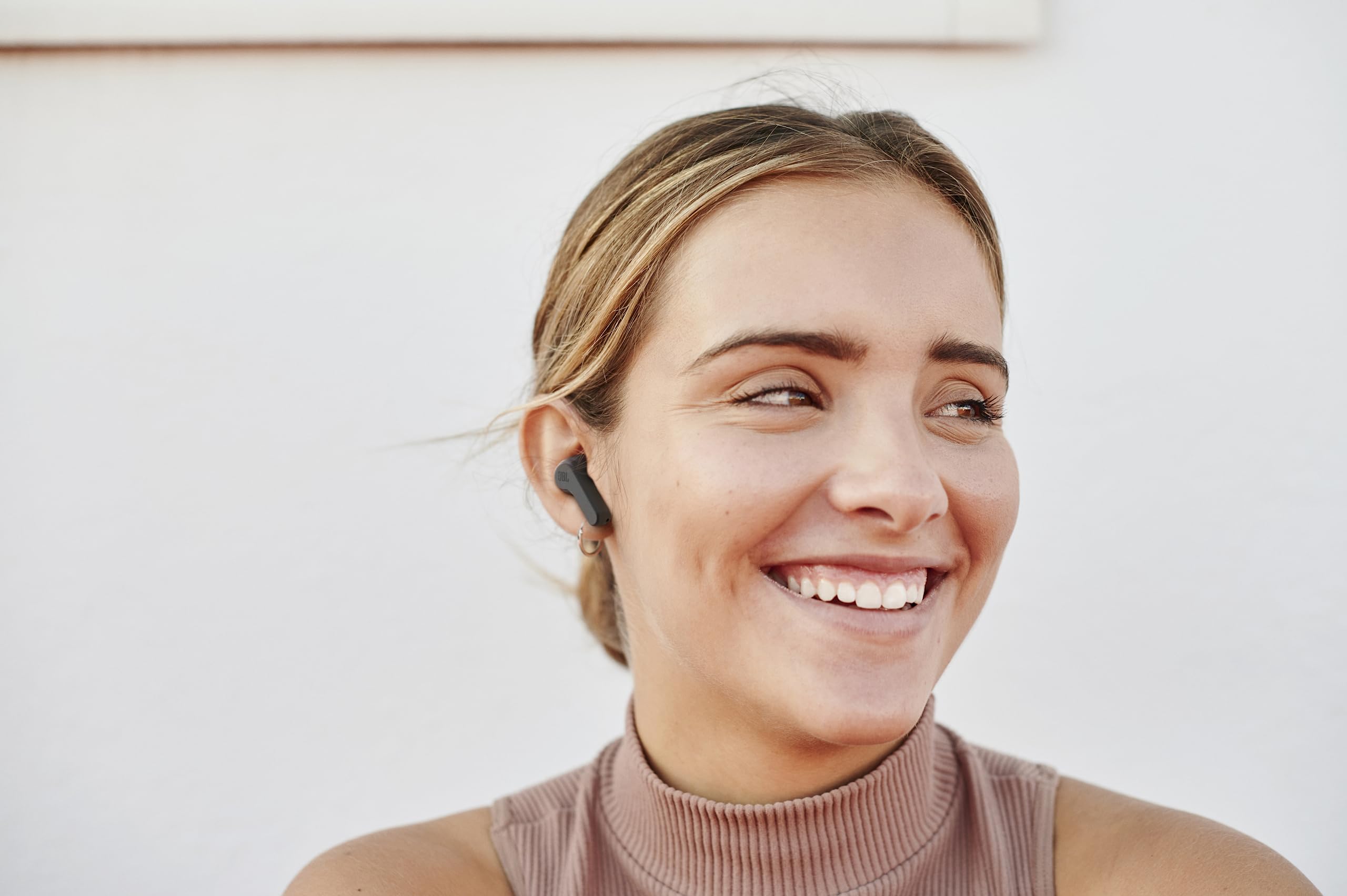 jbl-wave-beam-true-wireless-in-ear-kopfh-rer-2022-schwarz image 6
