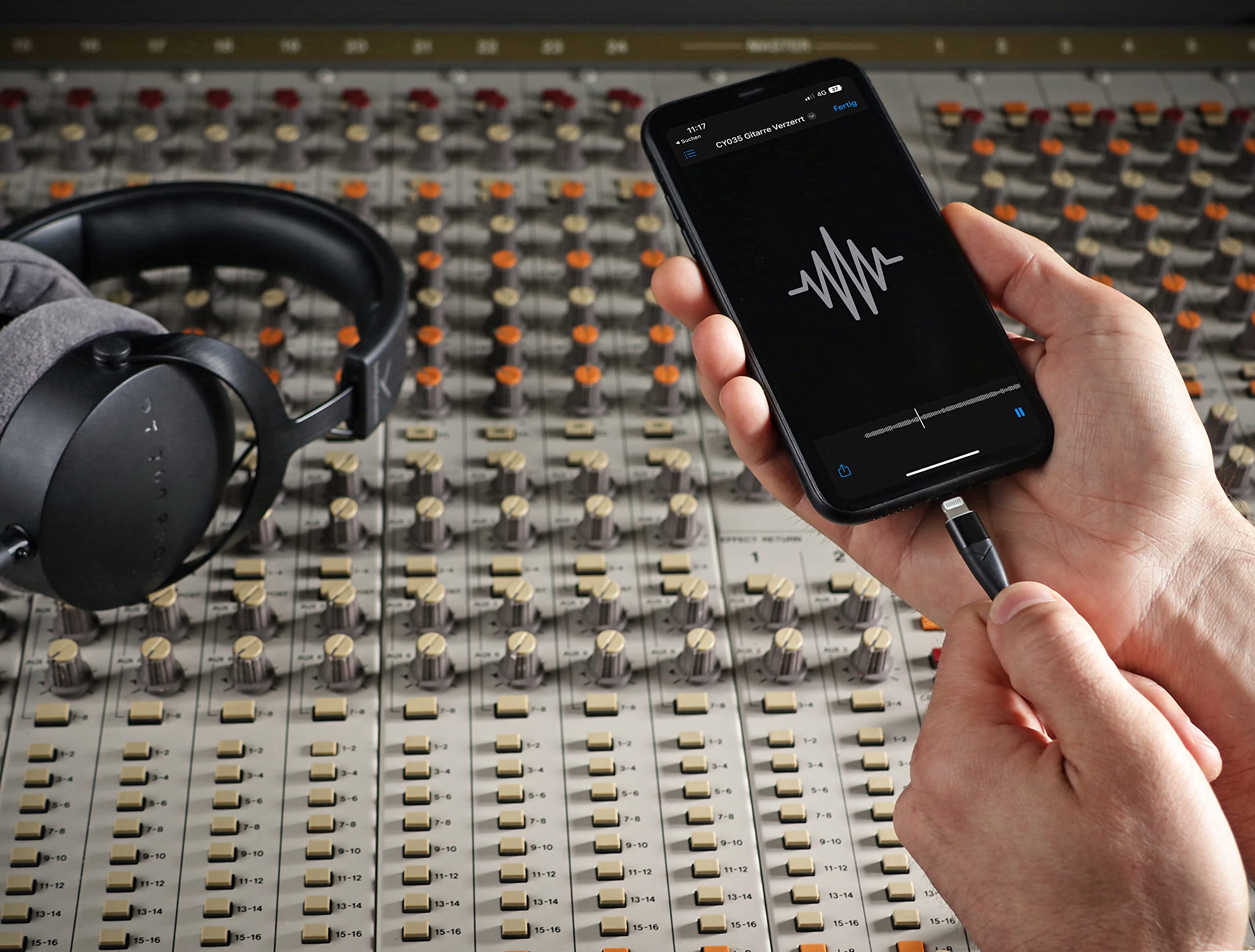 beyerdynamic-pro-x-lightning-mini-xlr-auf-lightning-kabel-1-6-m image 2