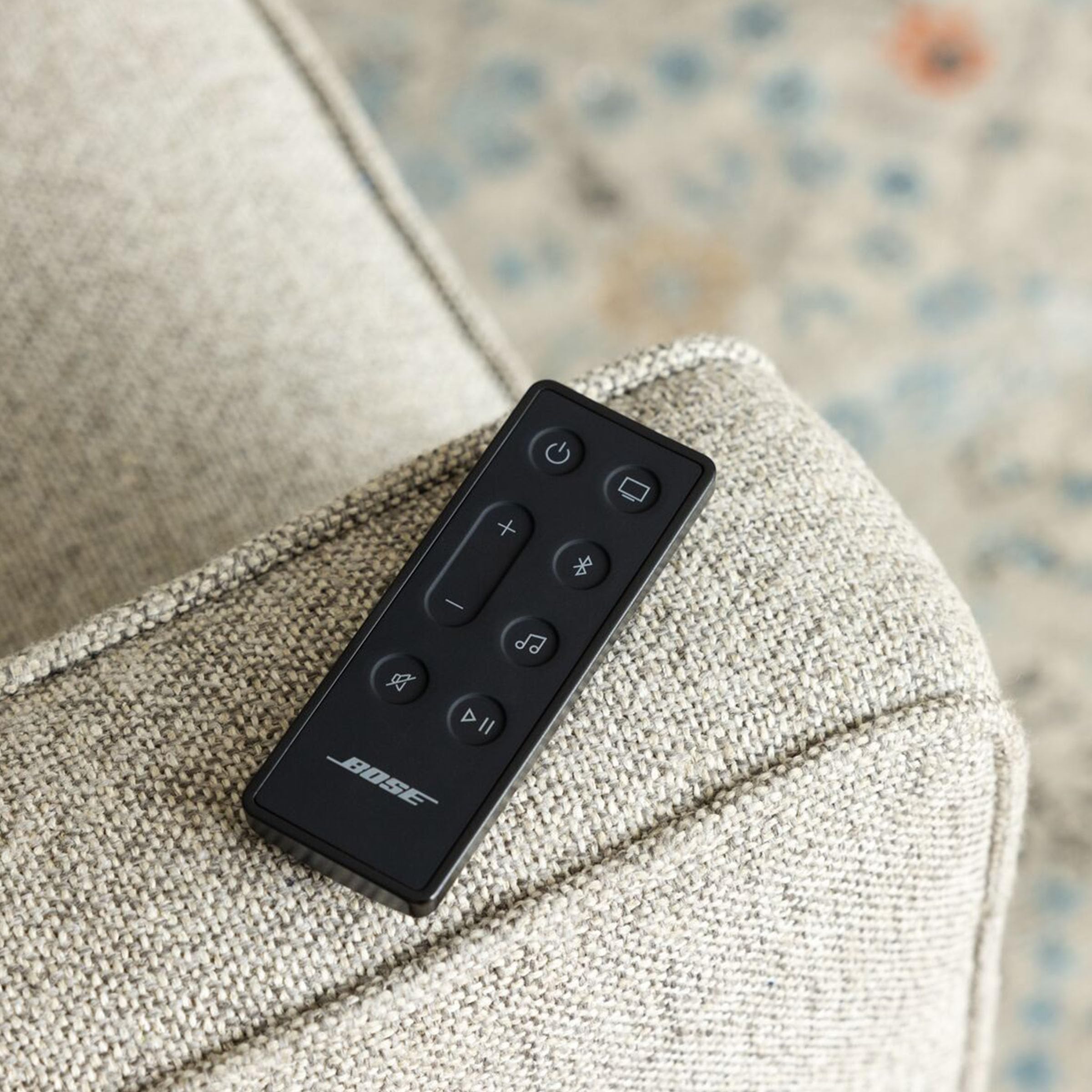 bose-smart-dolby-atmos-soundbar-mit-truespace-bluetooth-und-sprachsteuerung-schw image 6